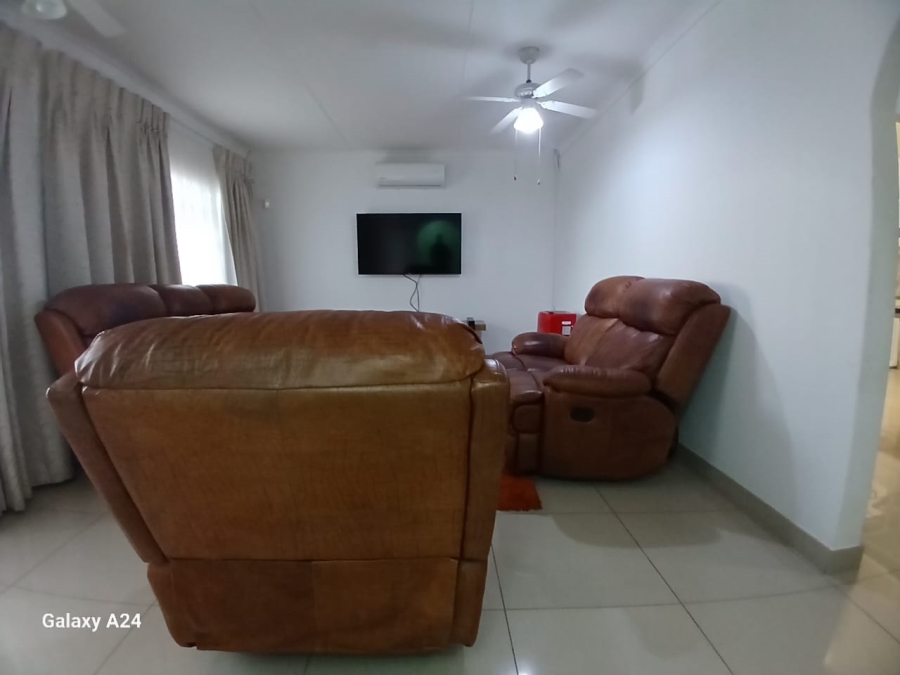 4 Bedroom Property for Sale in Beacon Bay Eastern Cape